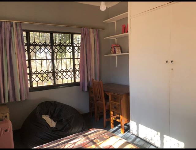 4 BEDROOM HOUSE FOR SALE IN HOUTKOP AH